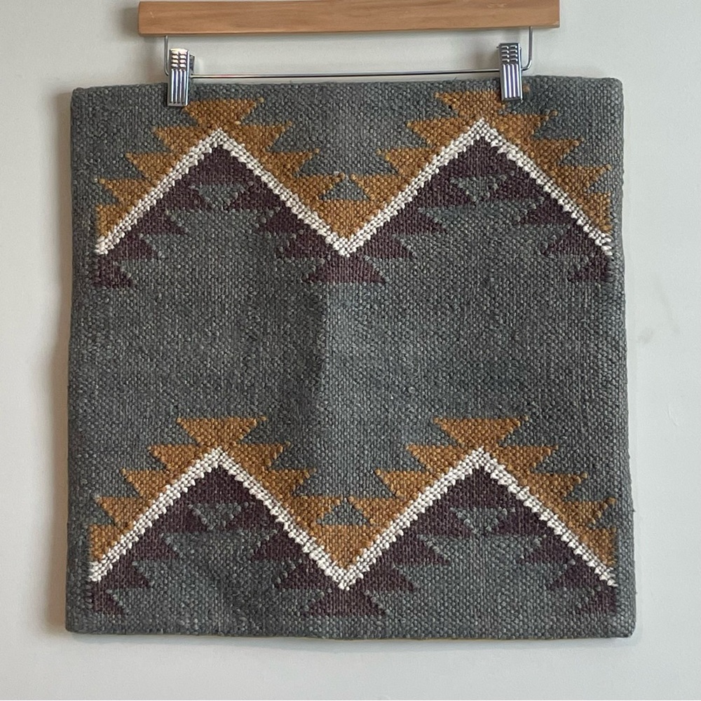 New One Kilim Geometric Zig Zag Wool Pillow Cover 18” x 18”